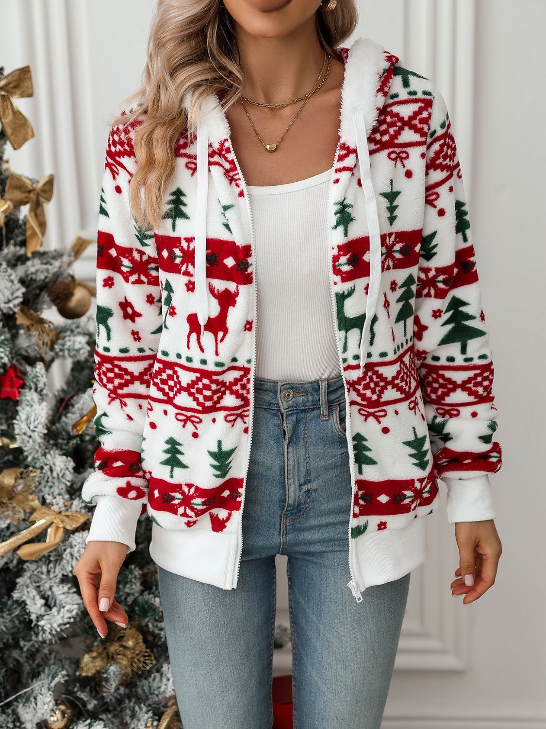 Harper | White Christmas Hoodie – Reindeer Print, Knitted & Warm