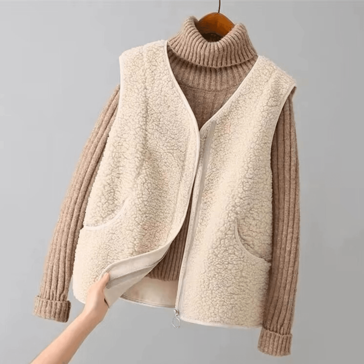 Jessie | Relaxed-Fit Knit Vest